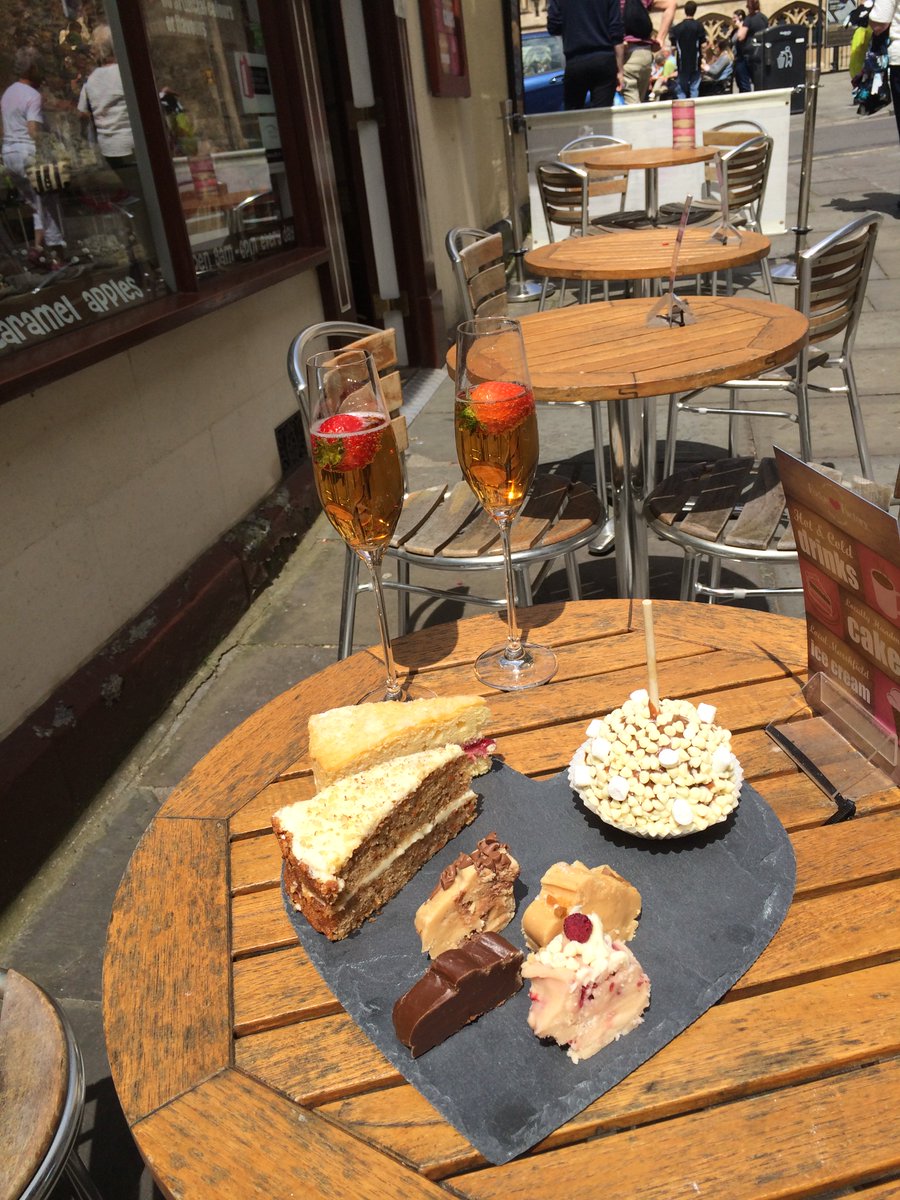 BathFudgeShop's tweet photo. Our champagne afternoon teas are BACK, book now. #champagne #AfternoonTea 
@TwEATupBath @GraceandTed #fudge https://t.co/U1Es0f9dQK