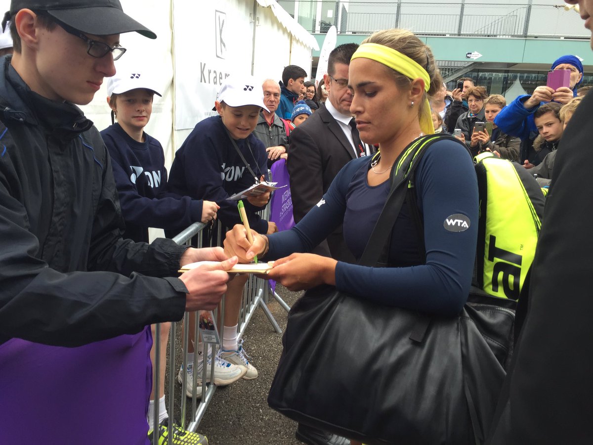 MONICA PUIG - Página 4 CilH1TgW0AEBdDX