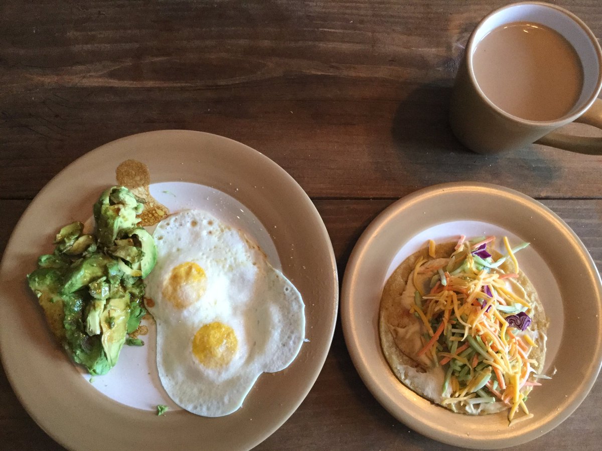 ChappelearEmily's tweet image. I might have made myself two breakfasts.