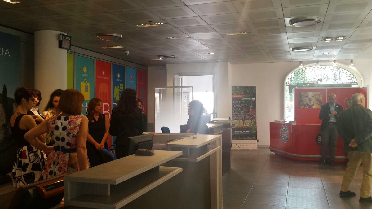 bresciamobilita's tweet photo. Inaugurato #infopoint di Via Trieste 1: un nuovo sistema integrato di #turismo e mobilità https://t.co/1z1VW6B3hq https://t.co/ZWVcIcYvE8
