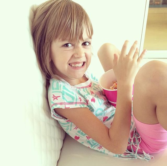 _Matt__White_'s tweet photo. Who needs someone when you have beautiful little angels like her anyways? ☺️ https://t.co/kKpp2YVaHn