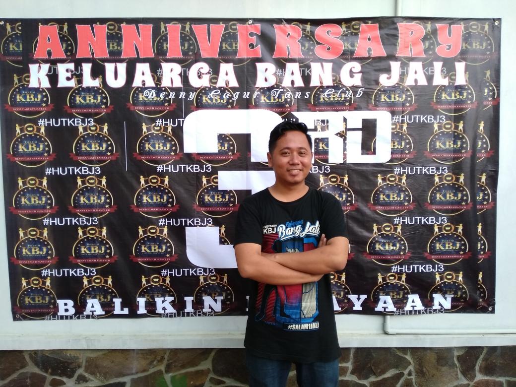 Walaupun Kang Mimin Cuma Sendirian Yg Hadir #HUTKBJ3 Tpi Ttap Heboh!! Kayak Bawa Pasukan <a href="/KeL_BangJali/">KBJ OFFICIAL</a> <a href="/DennyCagur/">Denny Cagur</a>
