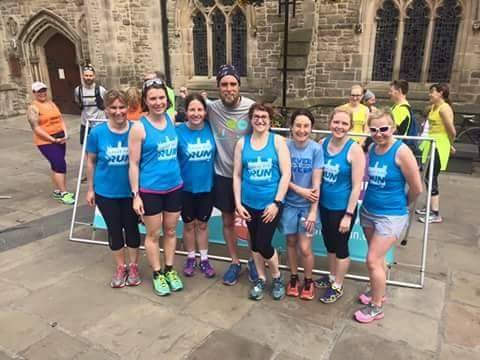 Durhammumsrun's tweet photo. DMotRunners enjoyed helping Ben @the401challenge celebrate his birthday in Durham #loadsofcake https://t.co/vNFwxoorJE
