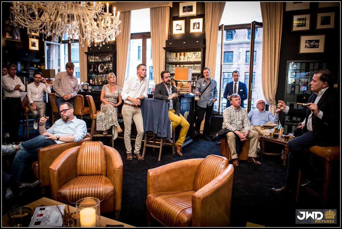cosmentis's tweet photo. #menevent.be #cosmentis.com & #coloryourlife.be
#Cohiba Atmosphere Pictures: First edition ‘Men's Night out’ https://t.co/085oxBND7T
