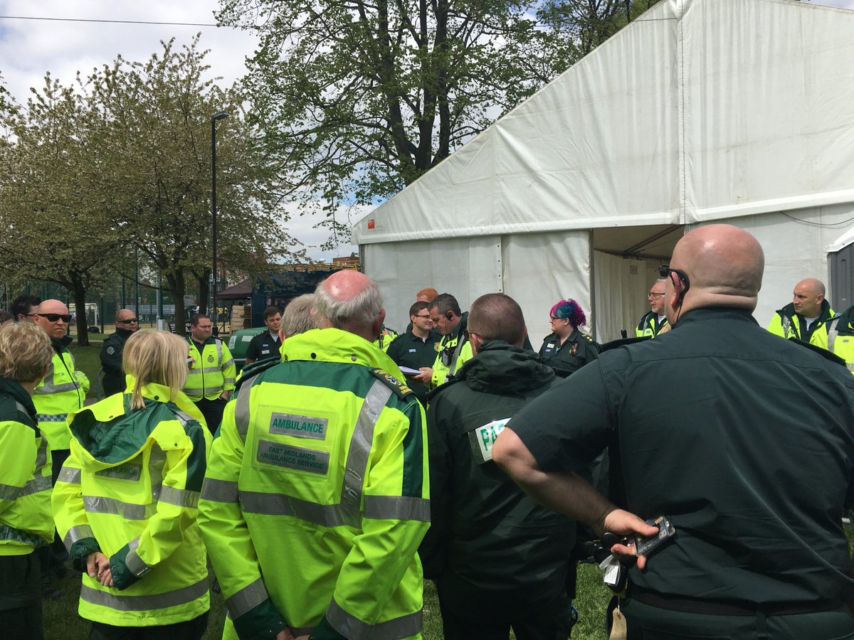 EMASNHSTrust's tweet photo. Team of paramedics being briefed ahead of the #LCFCParade we're expecting thousands to come into the city #StaySafe https://t.co/r9yyaooqo4