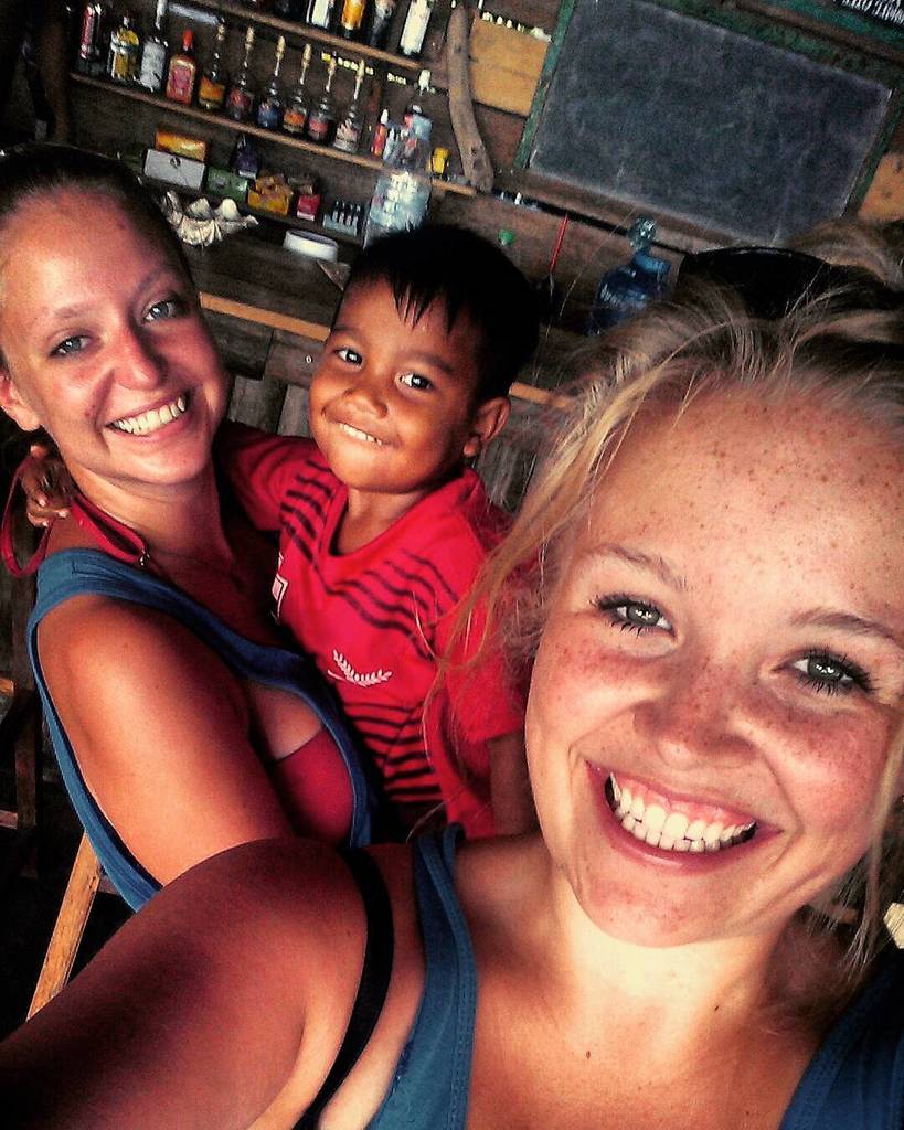 madmonkeyhostel's tweet photo. The only child I've met that's made me broody #Din #ovaries #madmonkeyhostel by annabel.thomson https://t.co/dwTuHkkA9d