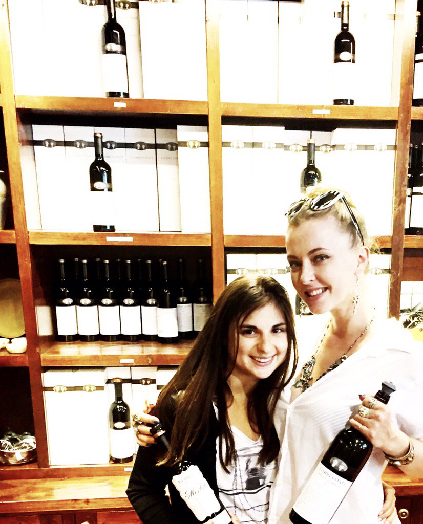 Thank you to the amaaaazing @tishbiwines and our beautiful hostess Merav who made our visit a complete joy.❤️✌️🍷