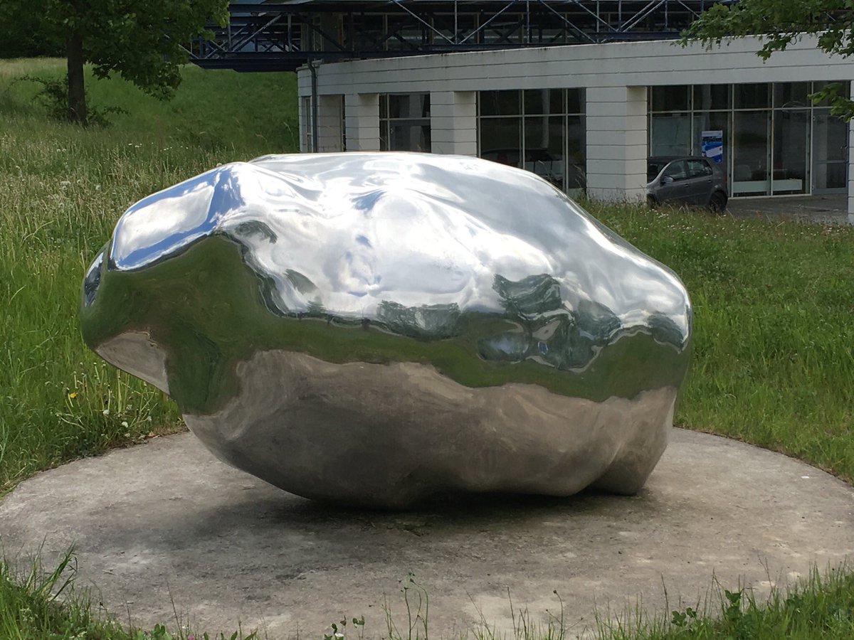 UReginaKHSDean's tweet photo. Still considerable debate over what this is supposed to represent… @Uni_Bayreuth #2016KHSStudyTour https://t.co/PFLjKaA3FU