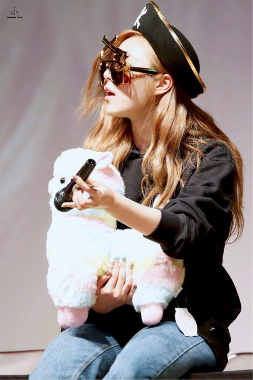 WHEEINQT's tweet photo. @WHEEINQT https://t.co/eDLxfa4h5X