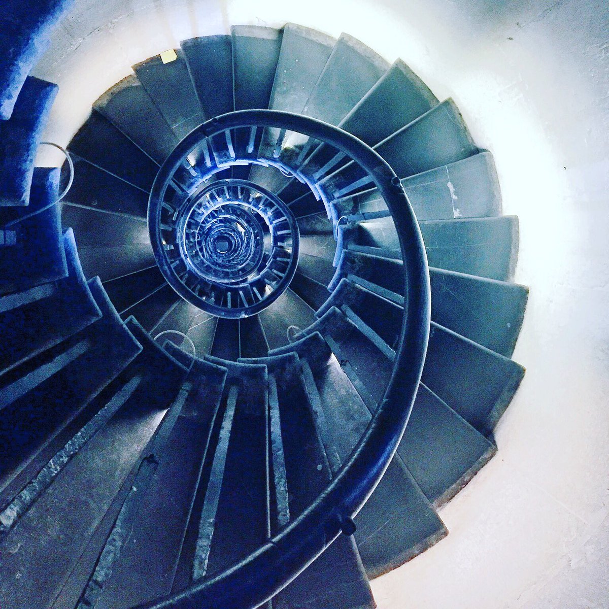 sharne_mortz's tweet photo. It was worth it #themonument #311steps #gattmantours #theverytinytraveller https://t.co/4ThCtLXmvz