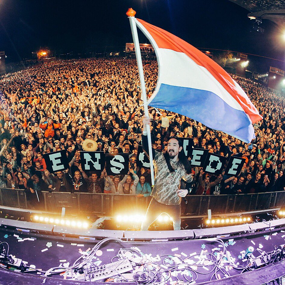 Enschede Netherlands. Closing #freshtival w/ this epic Dutch audience! 2 super dope Holland shows in one night. https://t.co/esptLxoxUf