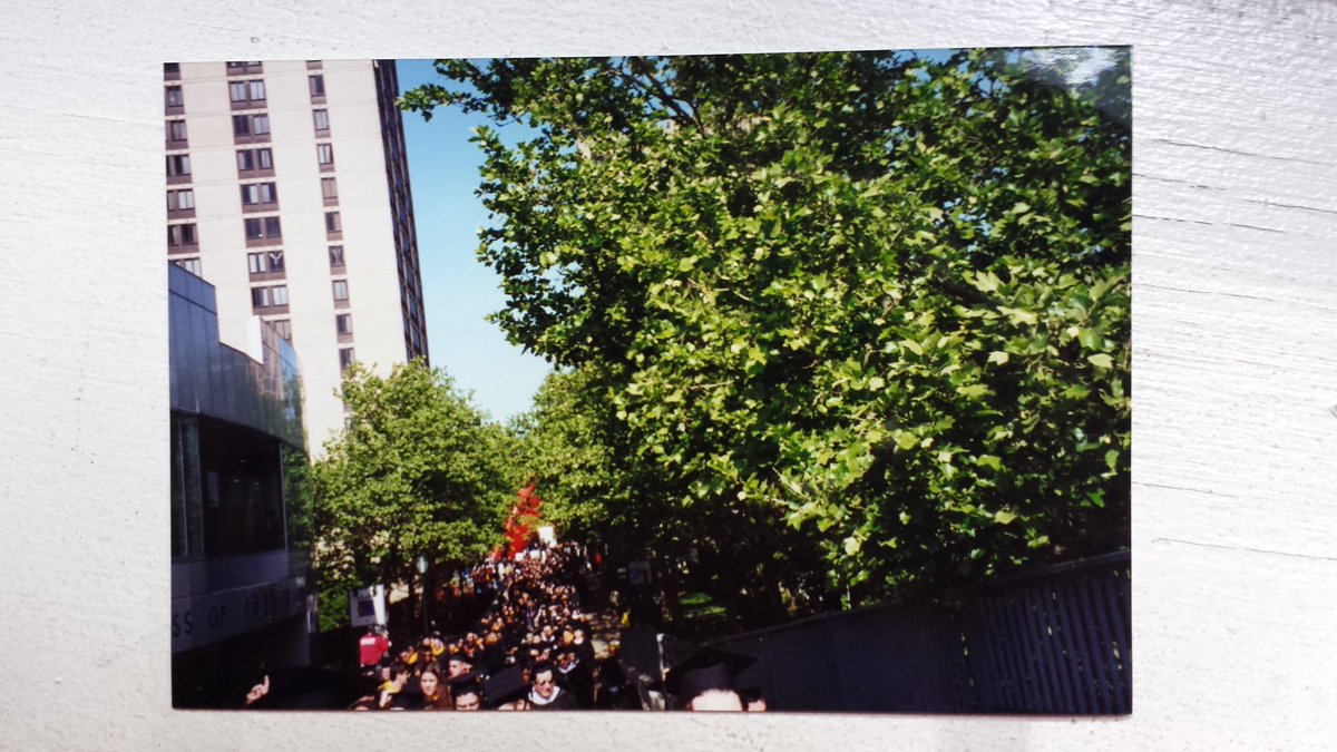 racheldulitz's tweet photo. Watching #UPenn2016 streaming commencement and wondering what we did to entertain ourselves b4 selfies. (@dinabass) https://t.co/d7ukdADBUH