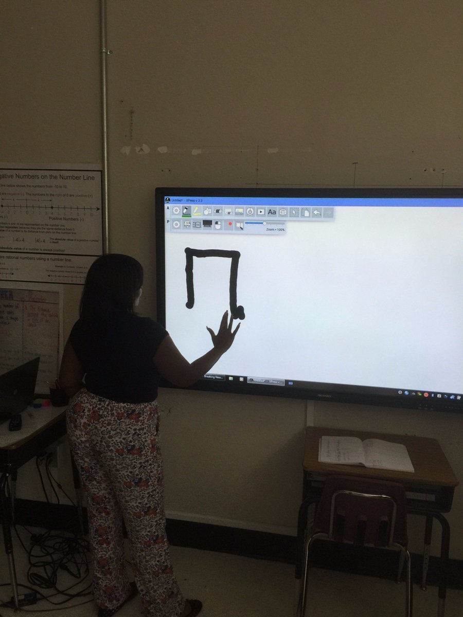APSIT_BarkleyRL's tweet photo. Teachers are discovering their new 21st Century Classroom Technology @FLSTANTONSTRONG @APSInstructTech #LED2Lead https://t.co/JVRjxKogOA
