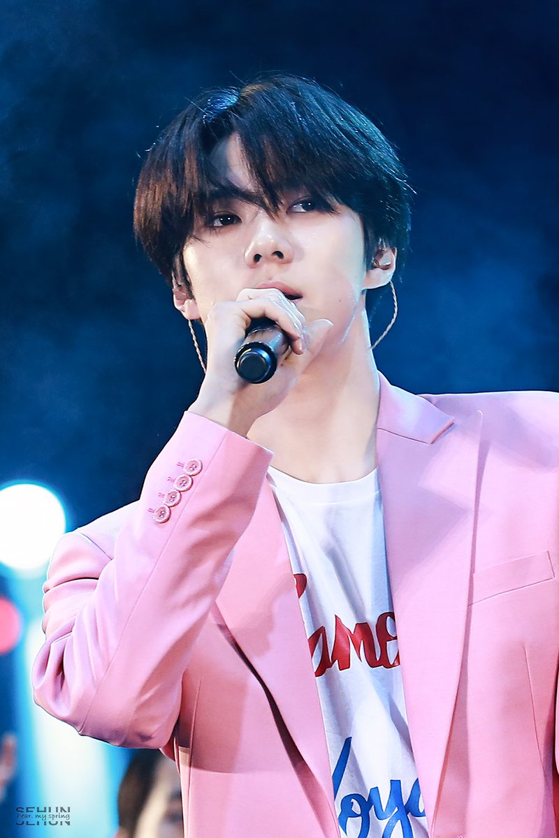 dearmyspring_sh's tweet photo. 150723 세훈 #세훈 #sehun
롯팸폴더를 뒤적뒤적...비가왔지만 세훈이는 너무 예뻤고...
나는 미역..세훈 요뎡

https://t.co/hoWTrwrv3Y
https://t.co/CeJMTYgmpy https://t.co/QdkJllt2pX