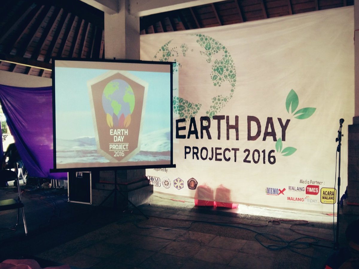 indahfaruk's tweet photo. Earth Day Project 2016. https://t.co/jEZBKFJSES