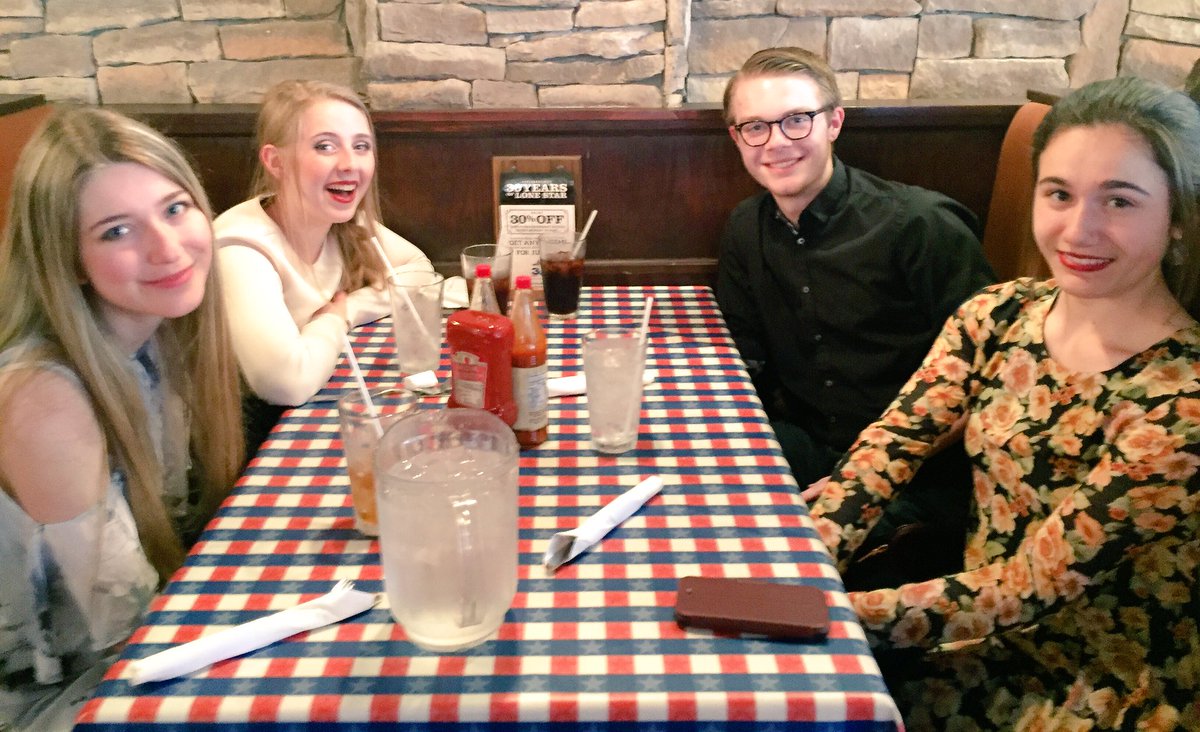 CYOmusic's tweet image. Final group dinner to celebrate #MFC2016 2/2