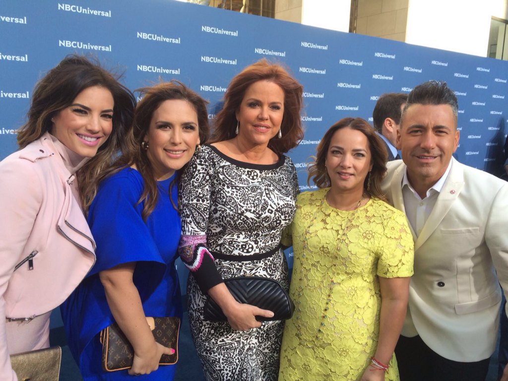 Telemundo's tweet photo. The best is yet to come @gabyespino @angelicavale @AdamariLopez @MariaCeleste @JorgeBernal #NBU2016 https://t.co/YSfFU4u551