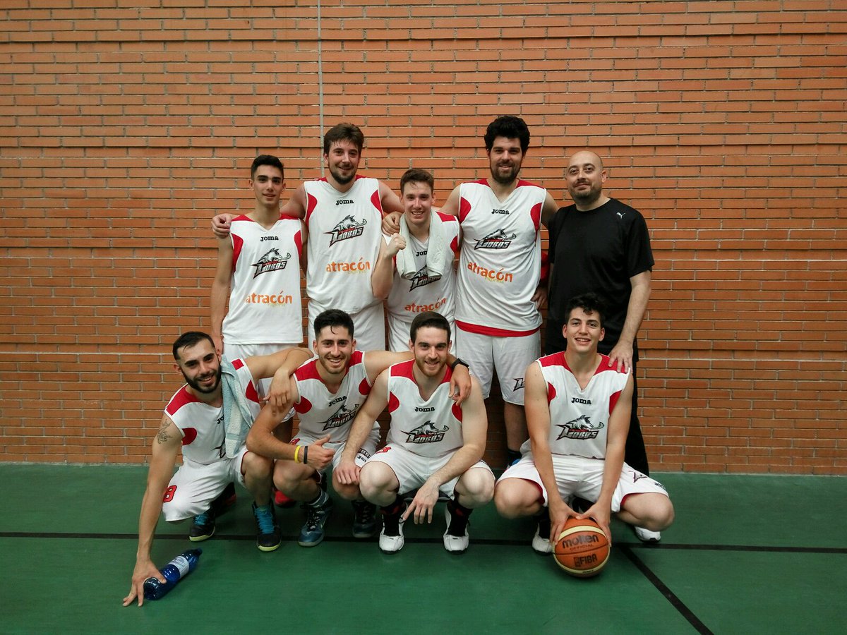 LobosDePoniente's tweet photo. Buen fin de semana para el equipo! Doble victoria contra Santa fe sub21 y las Gabias. 3 de 3 en copa! https://t.co/PI3oyobTHm