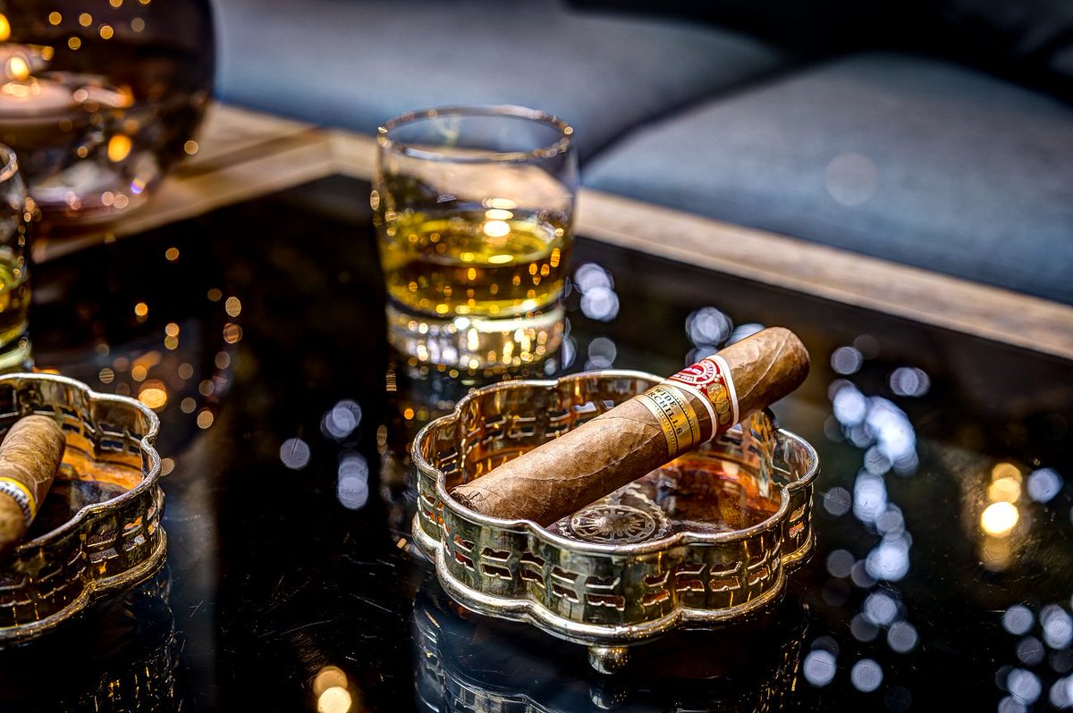 OMOTG's tweet image. Why not treat your dad to a rather unique cigar and whisky pairing at @BelgravesLondon this Father’s Day.