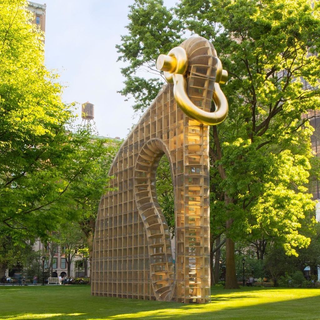 #MartinPuryear "Big Bling" (2016) wood, metal, fiberglass, gold leaf, 40' tall. Puryear's largest sculpture to date…