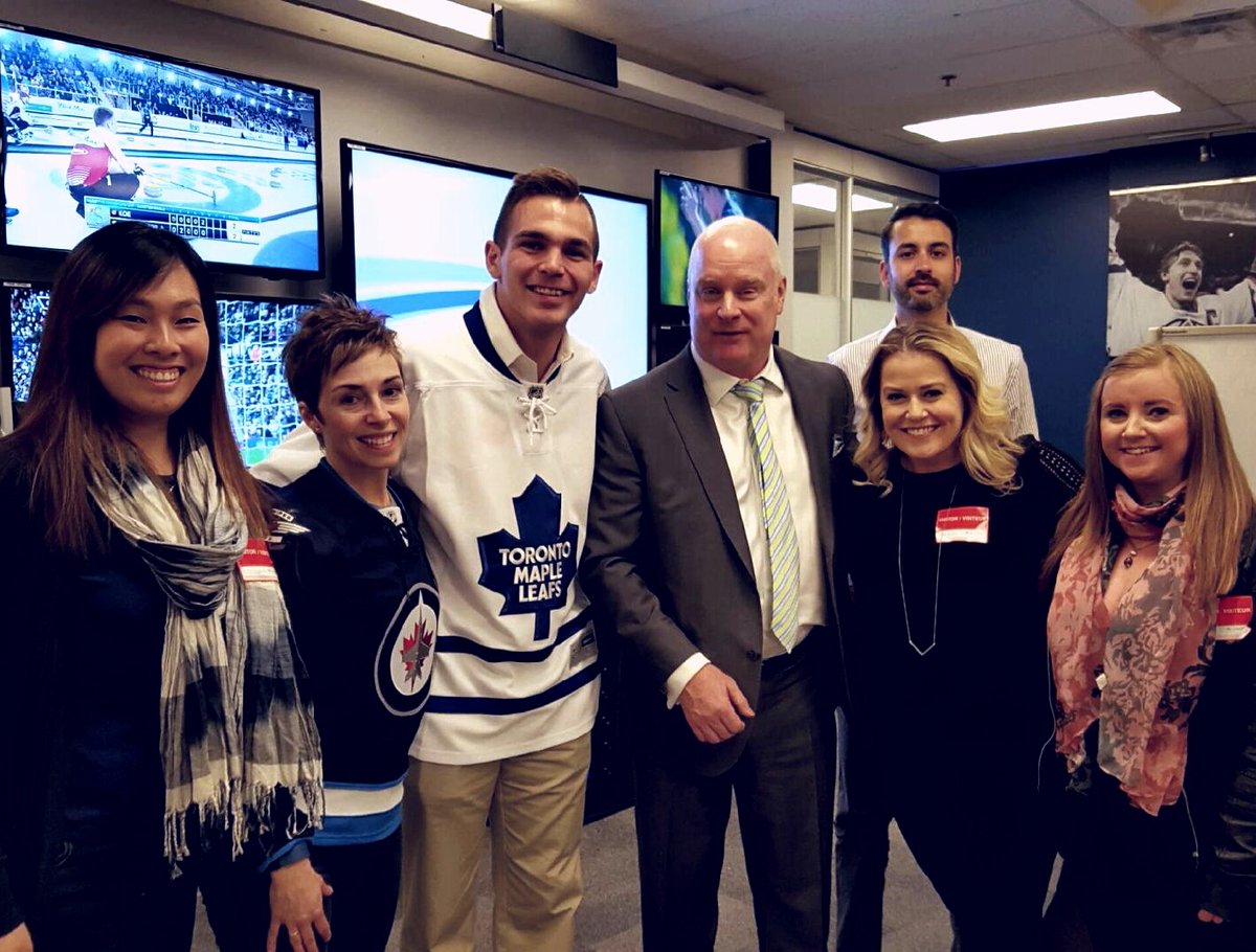 GinneyRee's tweet photo. #NHLfirstpick #memorymonday #Toronto @MooreScottmoore #NHLDraftLottery https://t.co/hn4g5838Yw