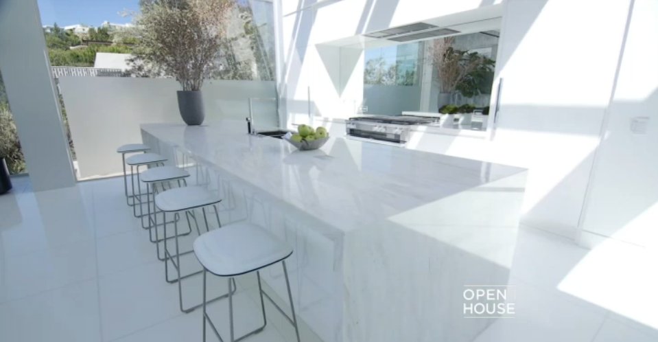 openhousetv's tweet photo. And the king of contemporary design and modern living #paulmcclean lives up to his name: https://t.co/rmcfPizWy8 https://t.co/Ascq8gH9uV