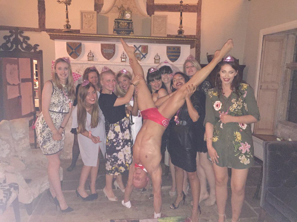 HenPartyEnt's tweet image. Buff Butler Hen Party at Parks Court Upton Scudamore nr Warminster henpartyentertainment.co.uk/buff-butler-he…