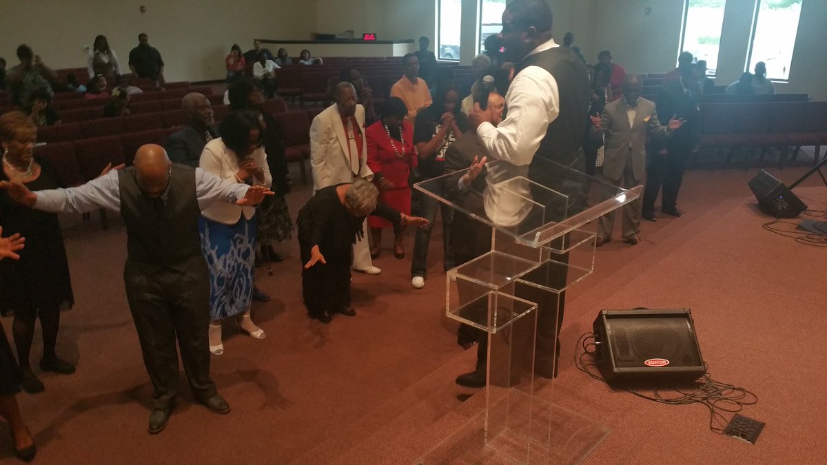 UBCCKCMO's tweet photo. And ye SHALL receive POWER when the Holy Ghost comes upon you! #ubcc #Pentecost2016 https://t.co/IqZRQ90emh
