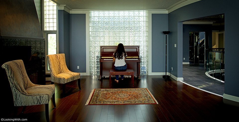 LookingWithCom's tweet photo. Looking With Hedieh, https://t.co/3uRJt7LpGO
#LookingWith #Piano #pianiste #Photo #Artist #Edmonton #Alberta #Canada https://t.co/8Zoy86tAgz
