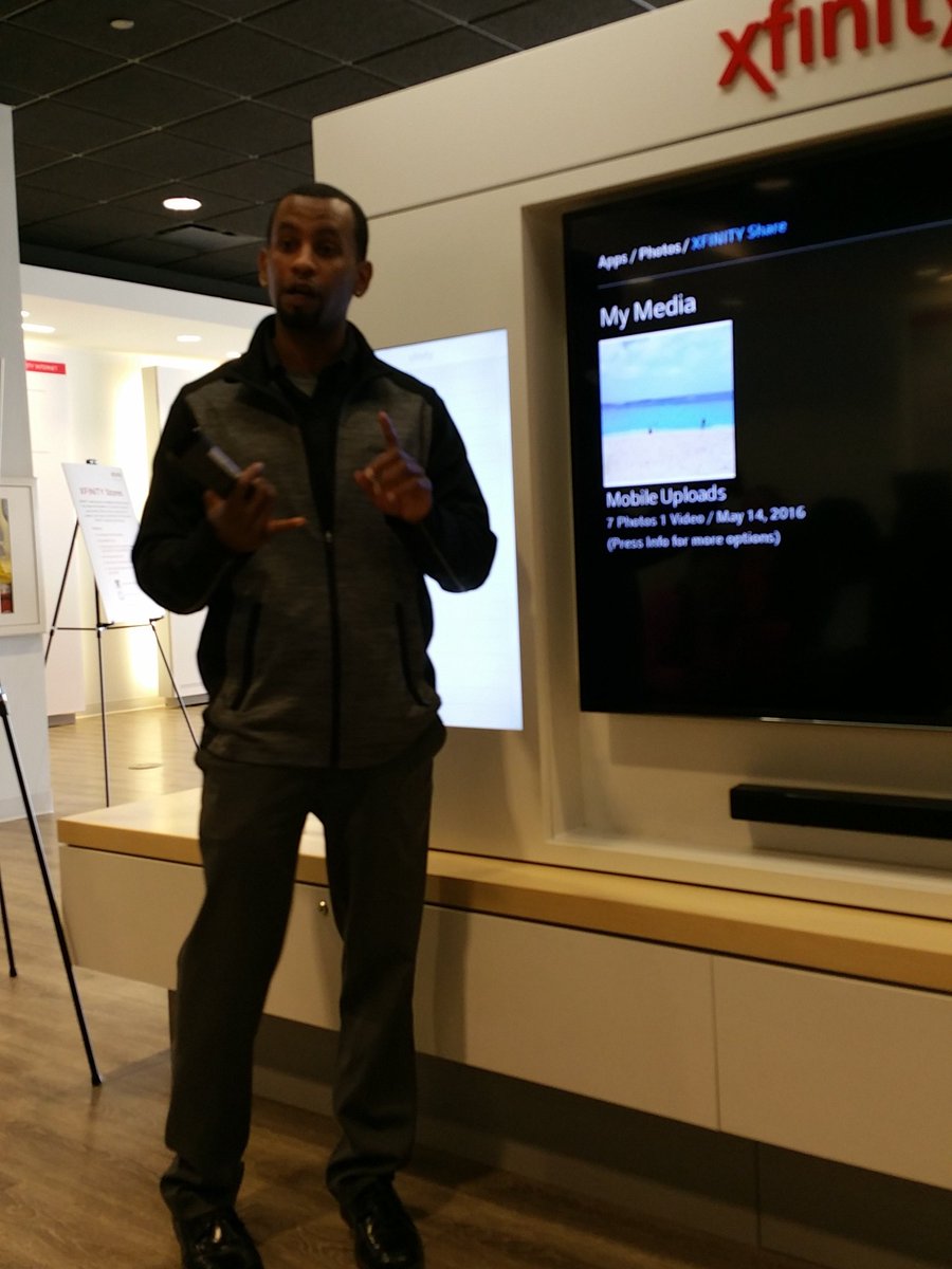 Scholastic_Adv's tweet photo. Streaming and sharing functions make @XFINITY top notch! #xfinitymoms #xfinityapps #ad @PSMMoms @ComcastFreedom https://t.co/49JTkPTSRC