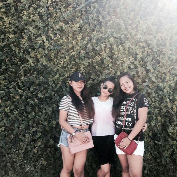 prettyproblems6's tweet image. I miss you both 😚😍