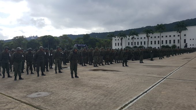 View image on Twitter