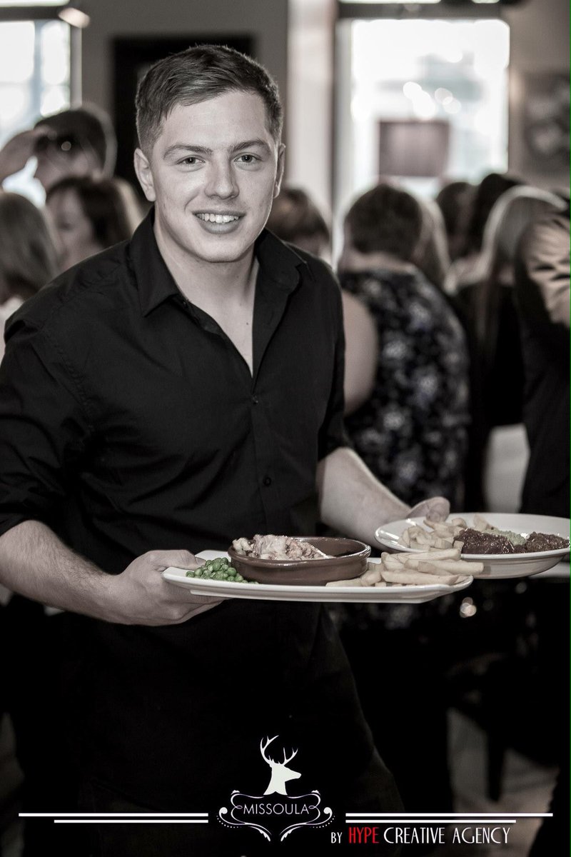 PreseliBaBas's tweet photo. Anyone know the whereabouts of @CarwynJones44? Last seen @WitneyRFC last summer... #SecretTrainingCamp? 👀 https://t.co/ZEuiBPW3YN