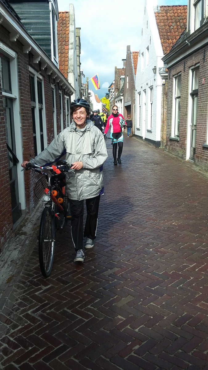 MY_tandemteam's tweet photo. Van de regen in de Sleat! #fyts11 #fiets11 #11fyts @Fietselfsteden #Sloten https://t.co/Go2k5YF7l8