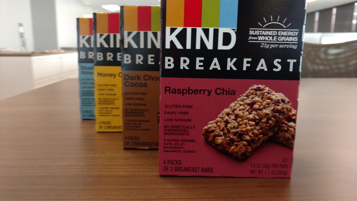 OregonianMedia's tweet image. Our friends at @kindsnacks sure know how help us start our Monday. I'll do Raspberry Chia! #nowservingbreakfast