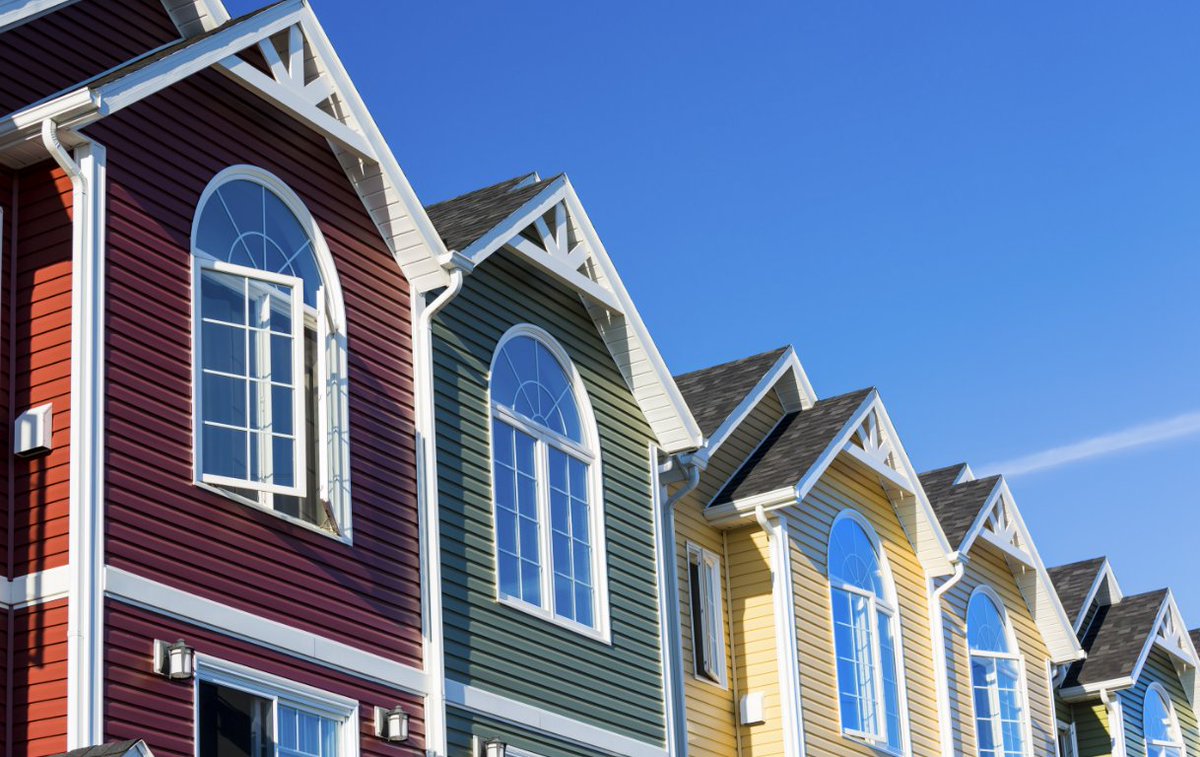HomeAdvisor's tweet photo. The Top 10 Questions to Ask Siding Contractors #HomeImprovement #siding https://t.co/y3IZn3nzkb https://t.co/V51Pzt4IEq