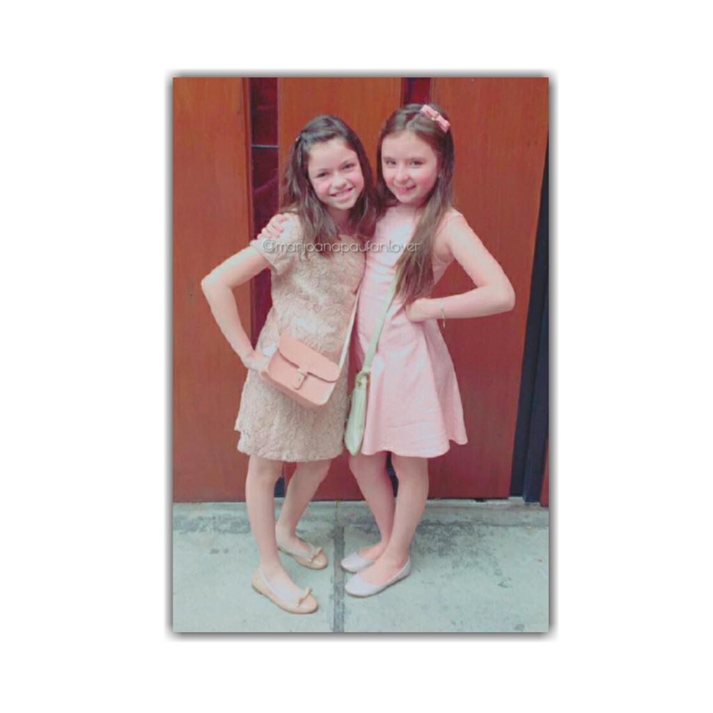 Amo ver a mis princesas <a href="/Marijomariscal/">Maria José Mariscal</a> y <a href="/anapaulamtzreg/">Ana Paula Martínez</a> juntas!! se ven tan divinas!😍 #PrimeraComuniónDeAnaPau