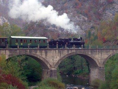 Bosna Hersek'te tarihi yaşamak için ercintur.com
#ercintur #bosna #bosnahersek #balkan #balkanlar #tatil