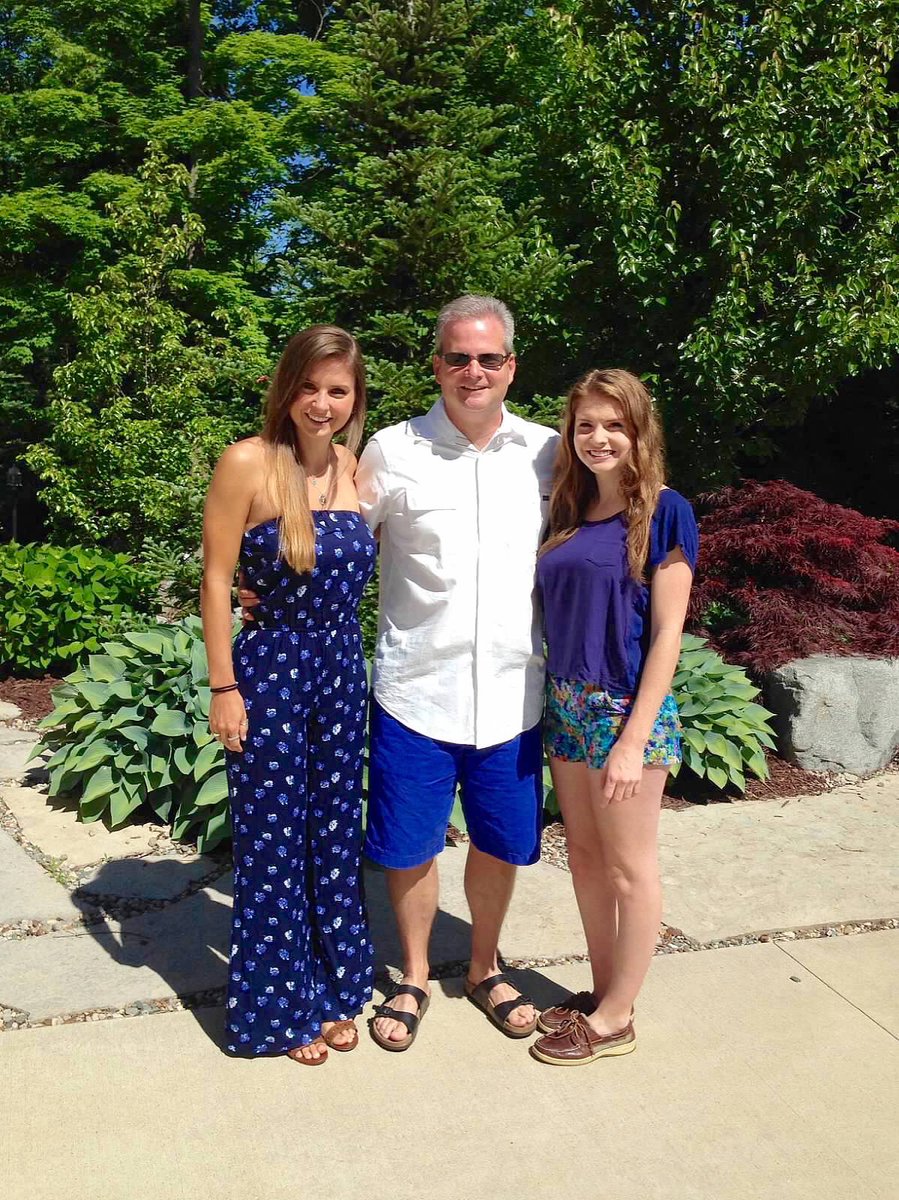 TwoMenAndATruck's tweet image. Have you heard? CEO @wesley_jeff is a #DapperDad! bit.ly/1TSyGw6 #DapperJeff @W3DapperDads