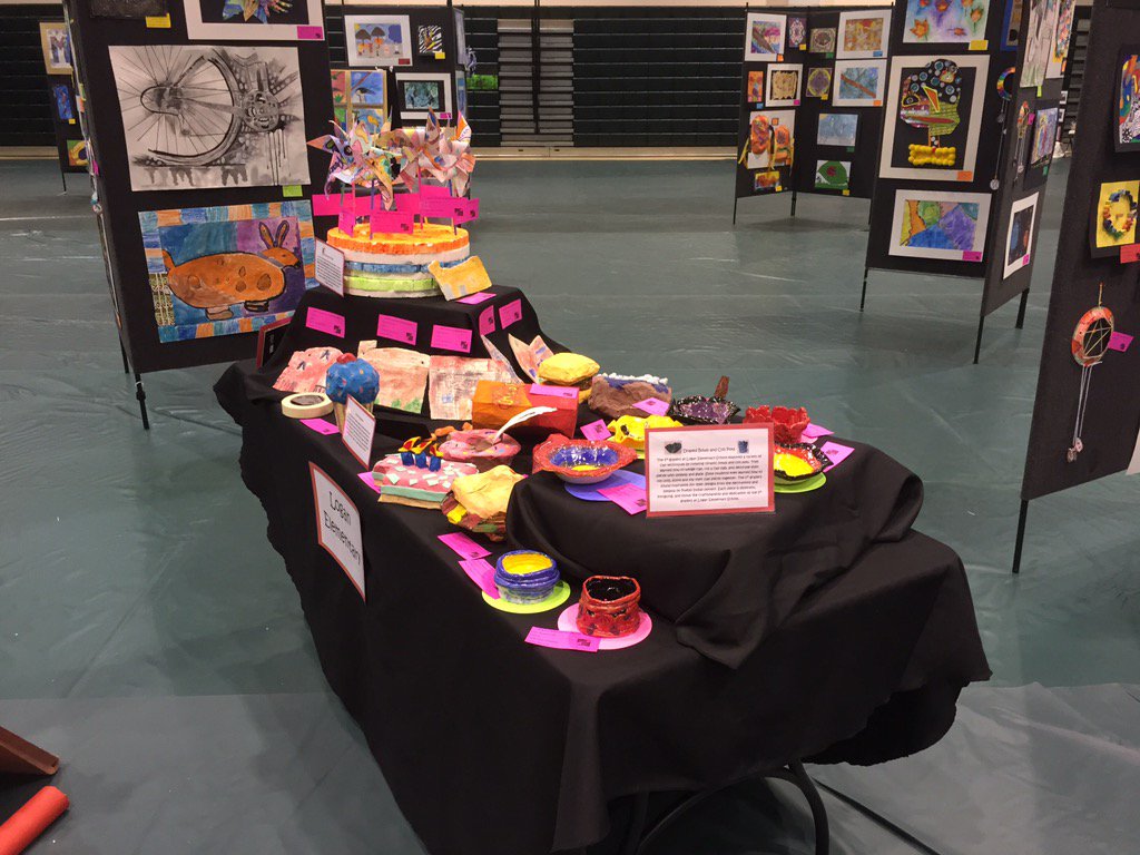 LoganESArt's tweet photo. Excited for the art show tomorrow night! 4:30-7:00 p.m. at Dundalk High School! https://t.co/4kYGkIyn1v