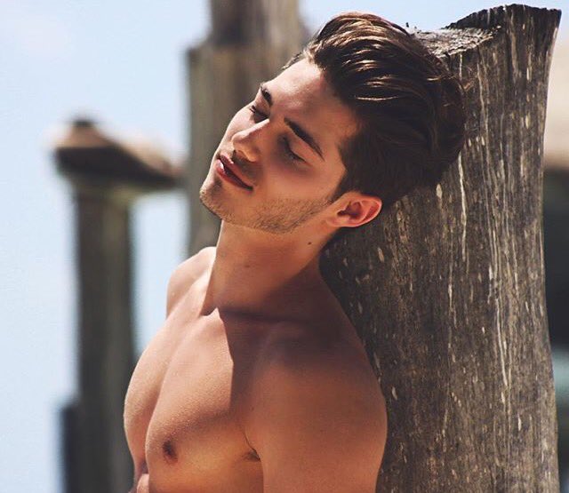 bakerremiii's tweet photo. RT for my new account?😊 https://t.co/Z6YuFgVxpZ