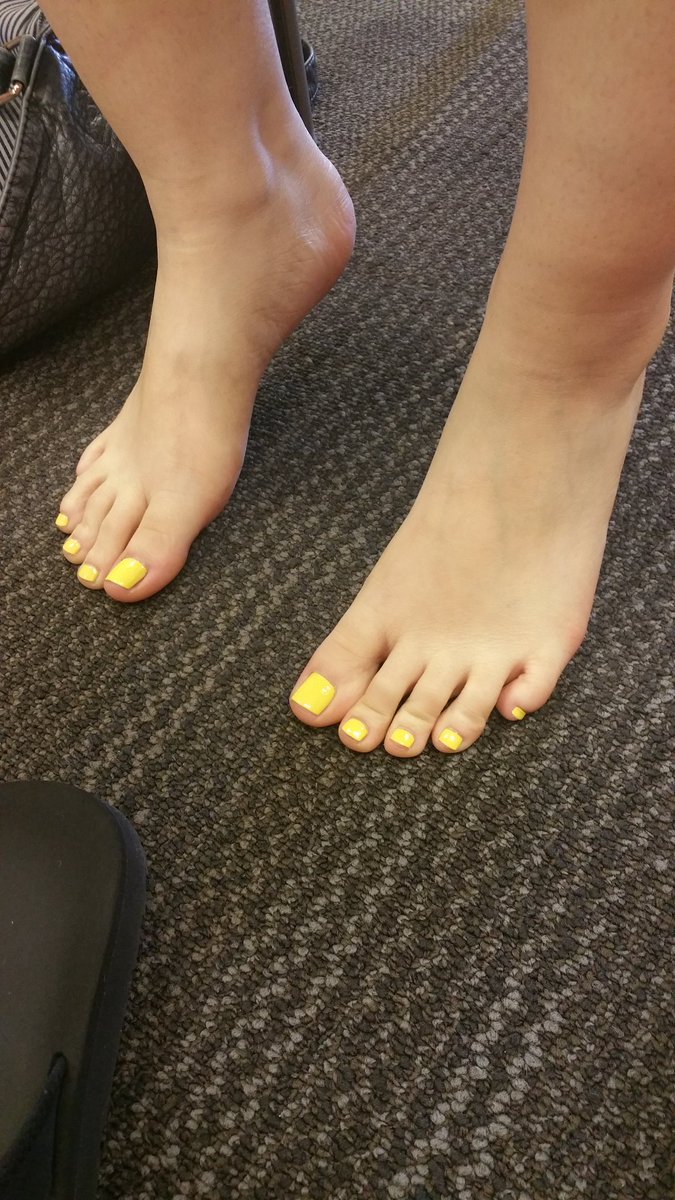 Pretty toes com