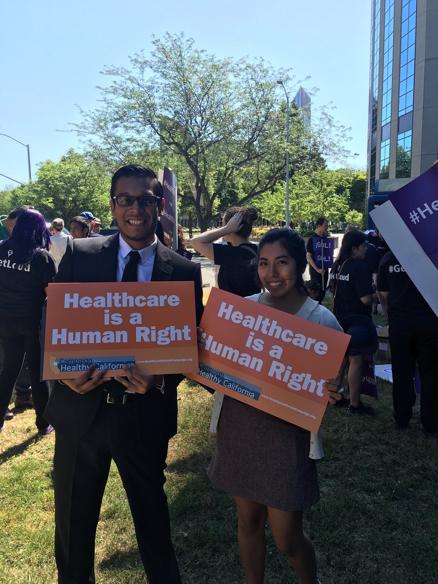 Louie194's tweet photo. Young people for health care @YoungInvincible #Health4ALL https://t.co/tOqLWcR8Vc