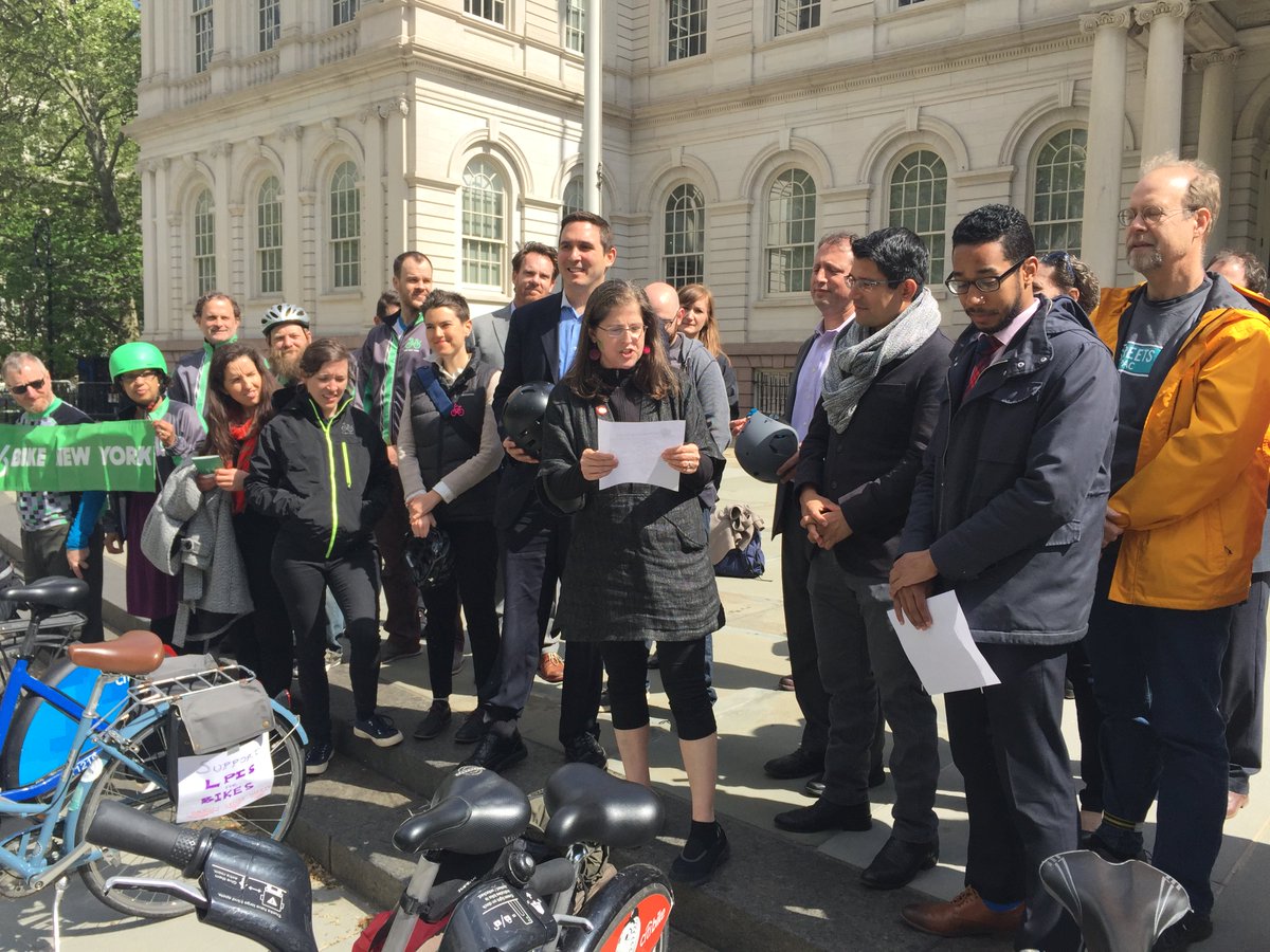 NYCProgressives's tweet photo. Its an exciting time 4 cyclists w ridership increasing &amp; more bike lanes than ever https://t.co/bIwkg6FJat #B2W2016 https://t.co/iXrrV0luFN