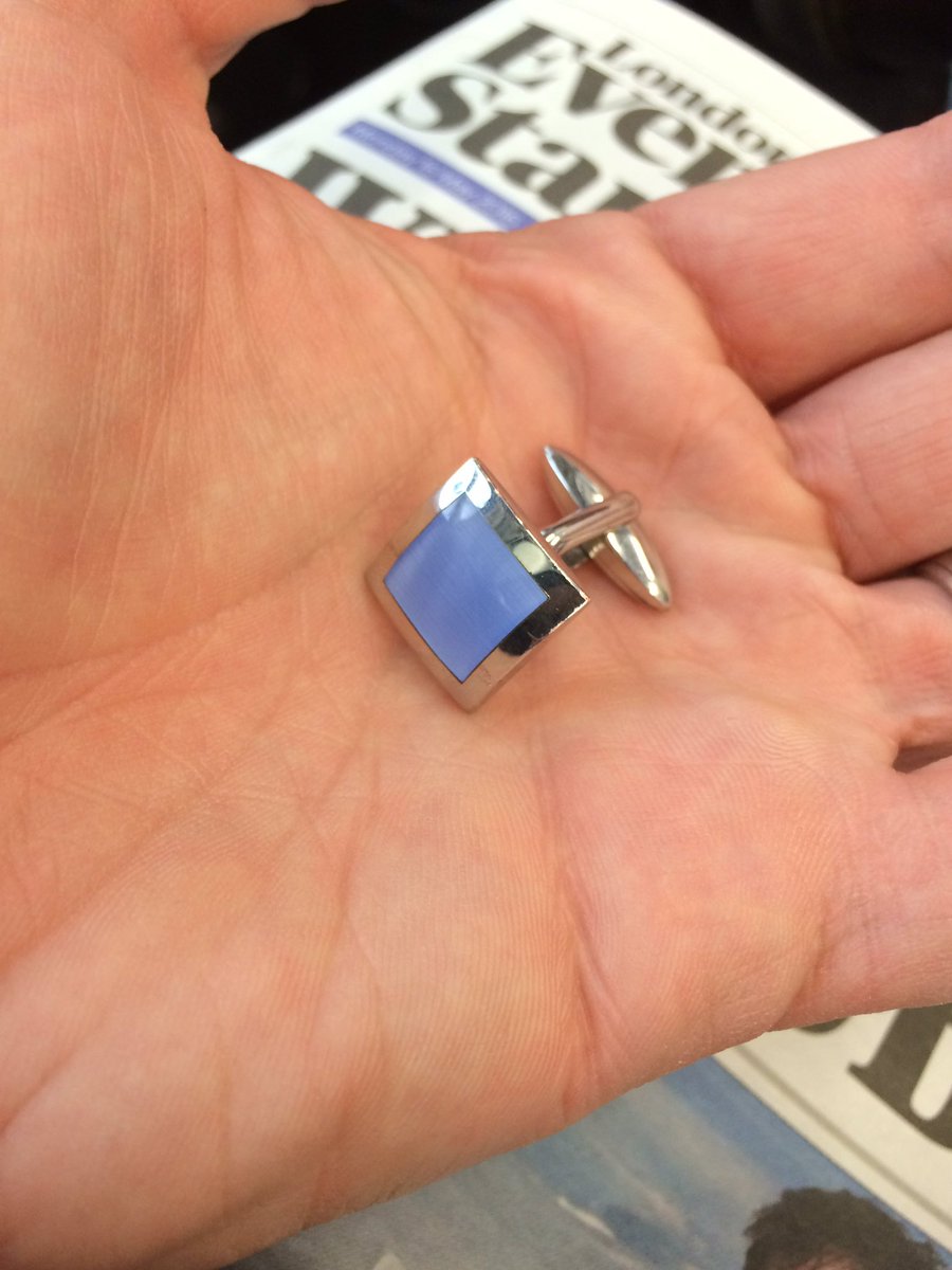 PykeRobert's tweet photo. Lost a cuff link?  Found at Waterloo platform7 just after 6.30pm https://t.co/jlvNpVEW5a