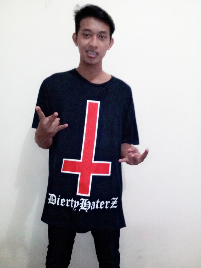 Dapy_0807's tweet photo. jepret https://t.co/Kt3cwqtHkE