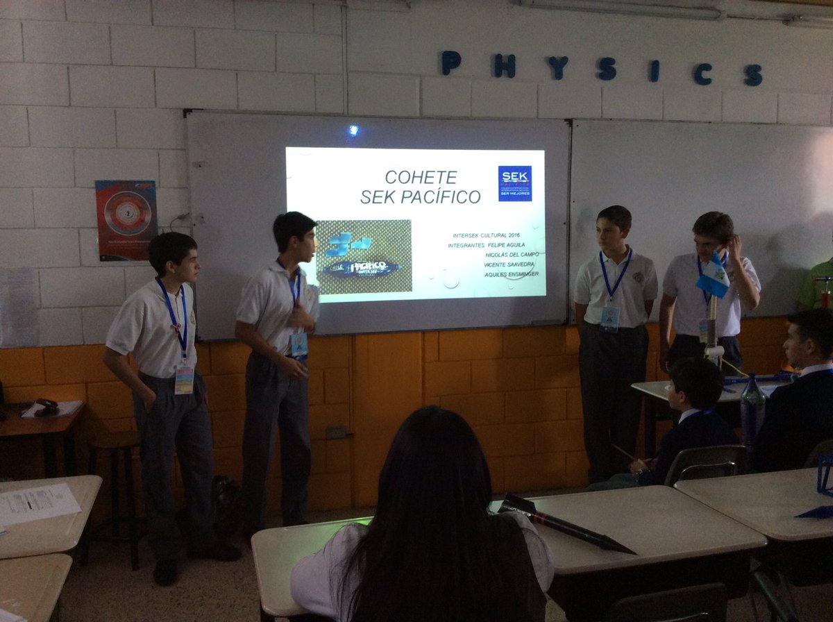 SEKQuito's tweet image. SEK Pacífico presents their rocket project. #Intersek2016