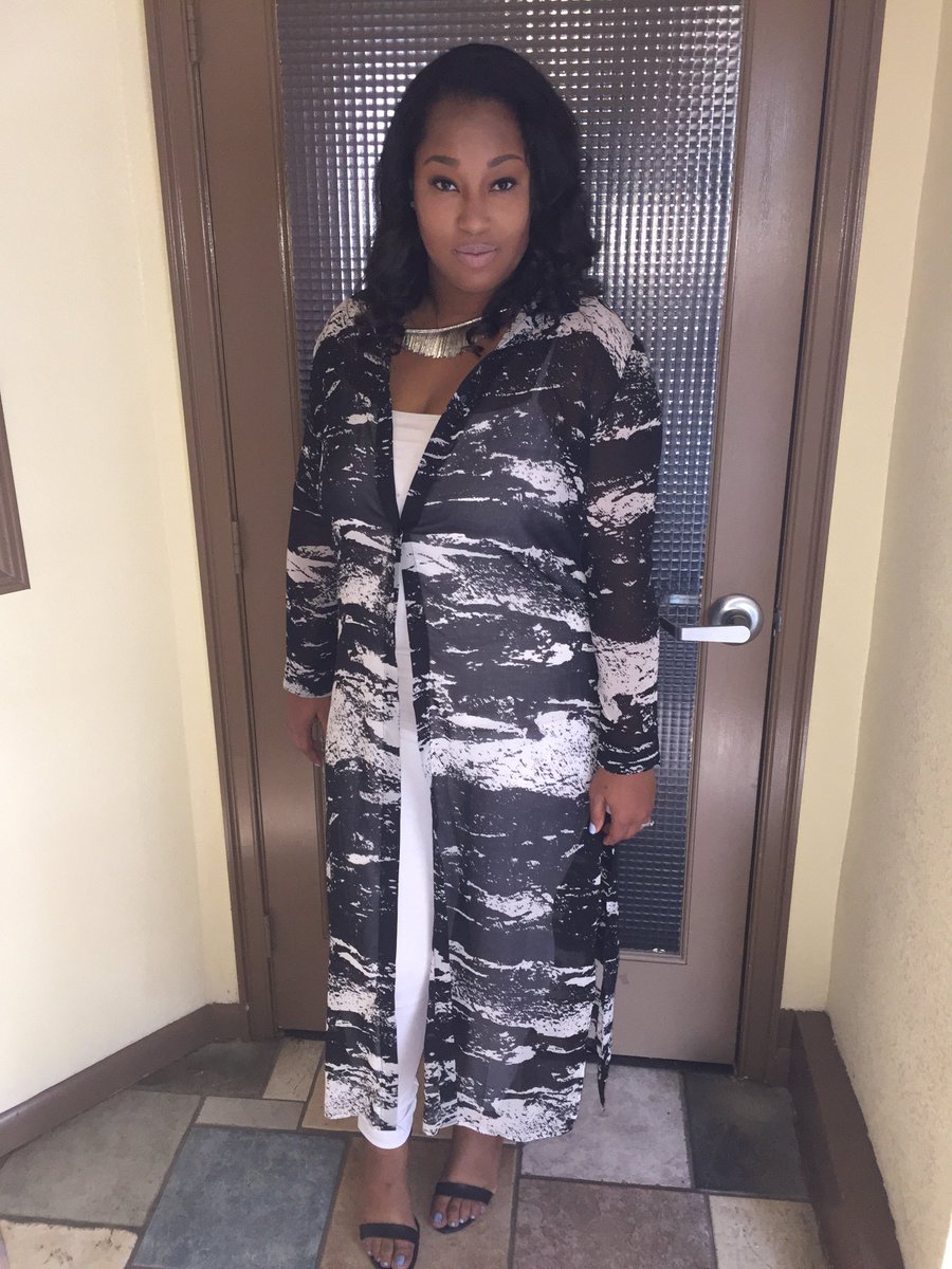 zesty_fashion's tweet photo. #FashionBombshell of the Day: Chantal from Dallas - #Fashion Bomb Daily #Style Magazine:... https://t.co/Jy5vzx0A5N https://t.co/vsCbwpXw4k