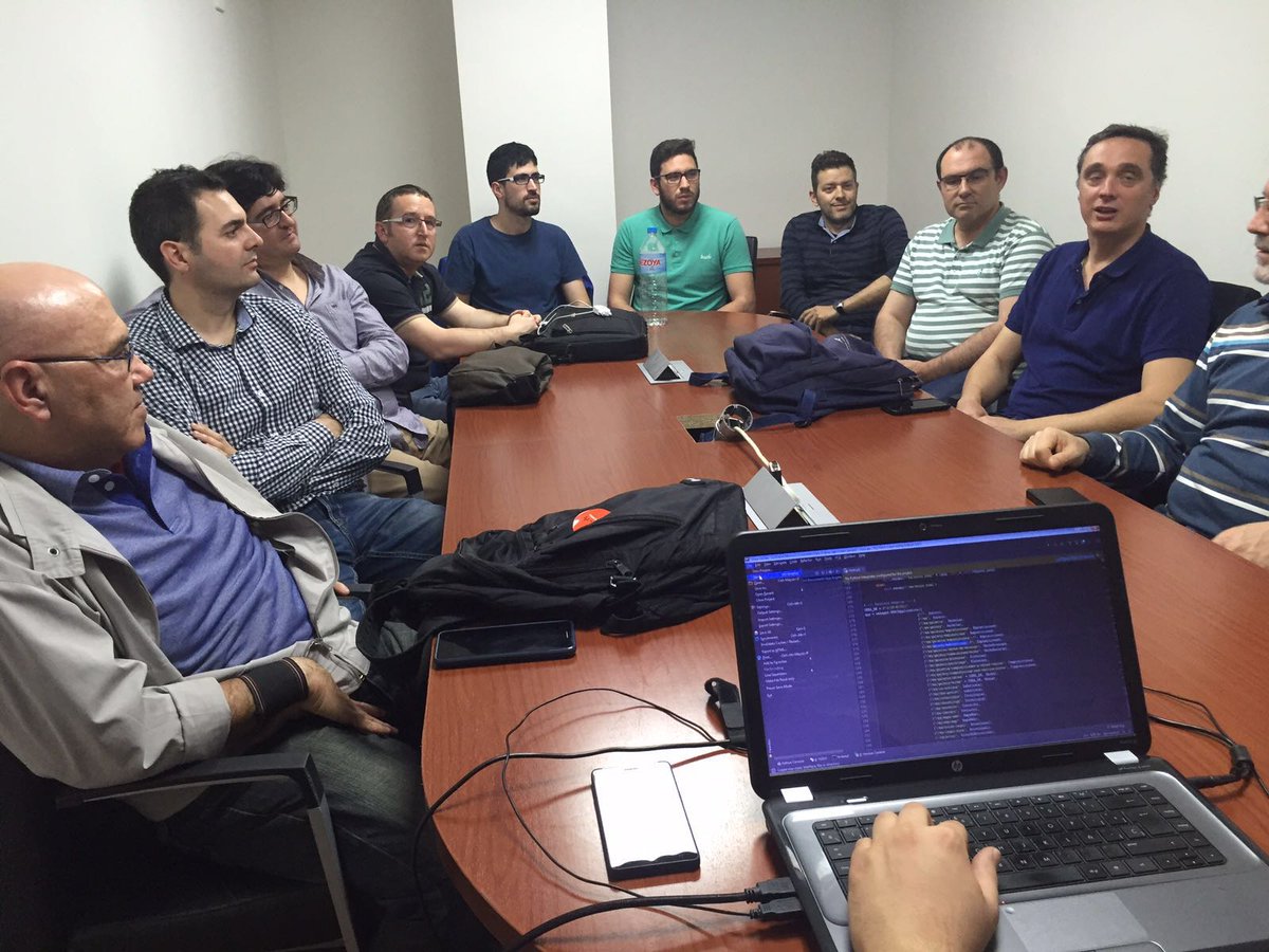 GDG Almería tweet media