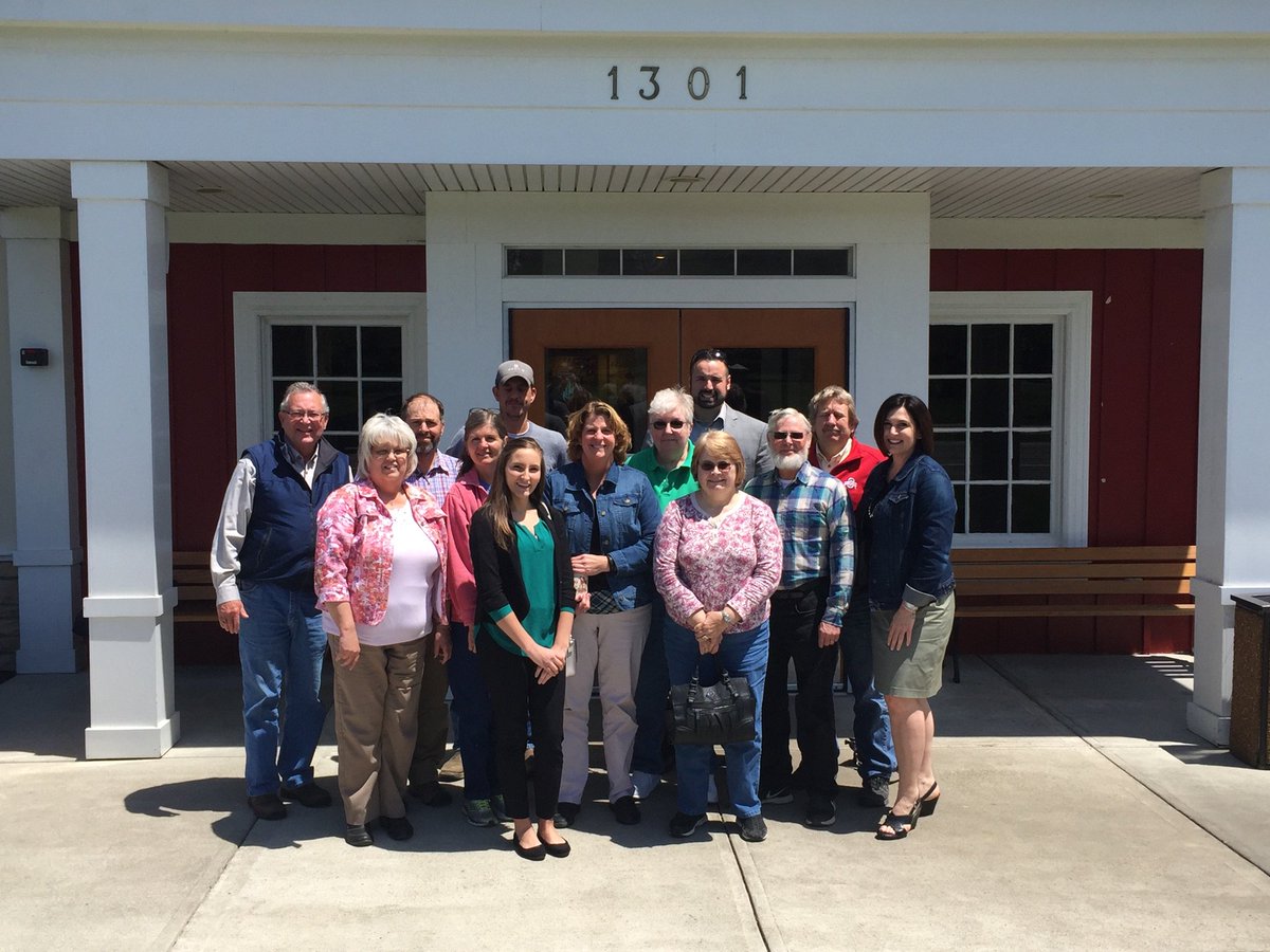 Steven_N_Berk's tweet photo. Thanks to all the Delaware County Farm Bureau members for coming out to lunch @BobEvansFarms, all to support #BE4AG https://t.co/GUPtLnTAMo